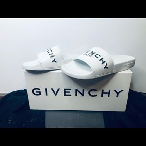 GIVENCHY SLIDES- Men’s size 7 (Women’s 9)